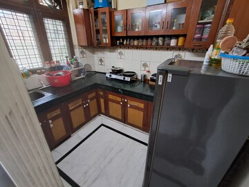 Kitchen in 2 BHK Builder Floor at Sector 40 – for Rent