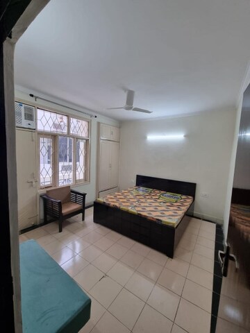 Bedroom in 3 BHK Builder Floor at Ardee City, Sector 52 – for Rent