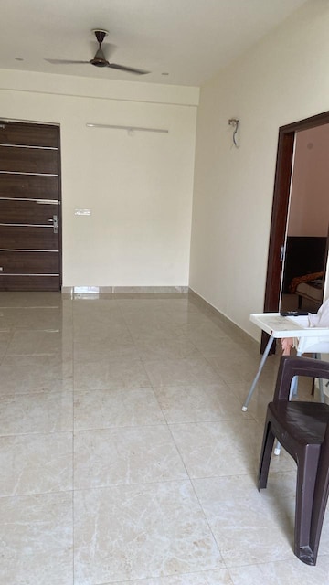 Room in 2 BHK Apartment at JalandhaR-Amritsar Highway – for Rent