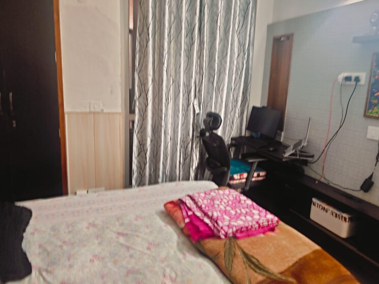Room, sector 77 3 Bedroom 180 Sq.Yd. Builder Floor In Sector 77 Faridabad 8812021