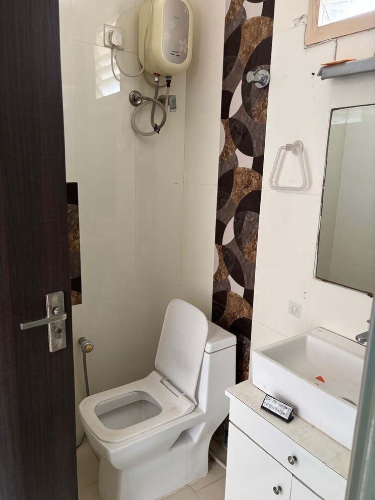 Bathroom, ambawadi 3 Bedroom 1800 Sq.Ft. Apartment In Ambawadi Ahmedabad 8812065