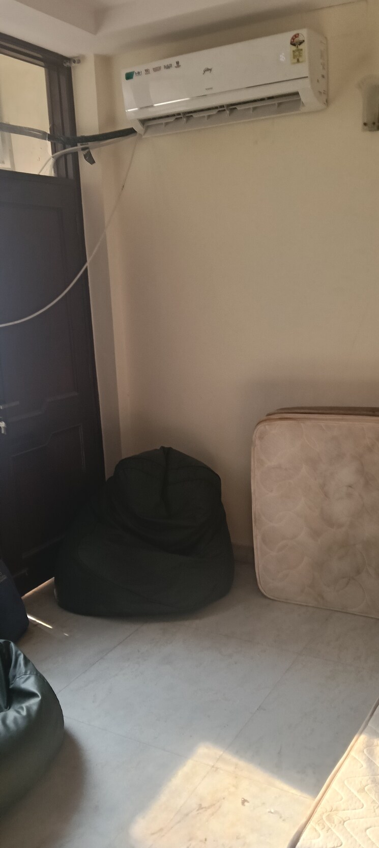 Bathroom, lajpat nagar i 2 Bedroom 900 Sq.Ft. Builder Floor In Lajpat Nagar I Delhi 8812094