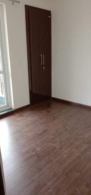 Room in 3 BHK Builder Floor at BPTP Park Elite Floors, Sector 85 – for Sale