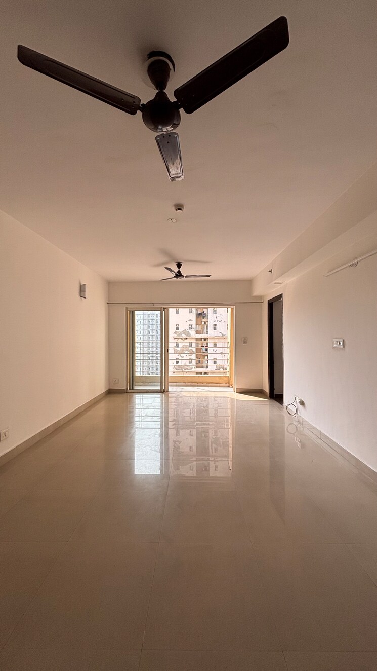 Room, paras-tierea 3 Bedroom 1592 Sq.Ft. Apartment In Sector 137 Noida 8812117
