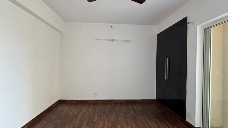 Room, paras-tierea 3 Bedroom 1592 Sq.Ft. Apartment In Sector 137 Noida 8812117