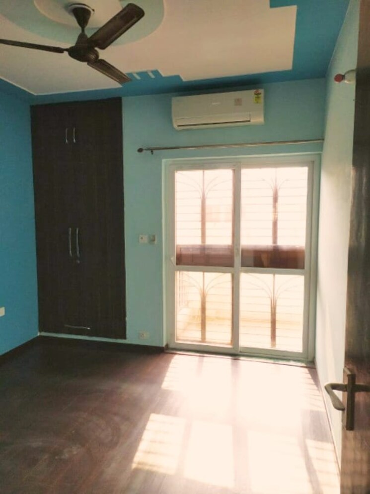 Room, bptp-elite-floors 3 Bedroom 1900 Sq.Ft. Builder Floor In Sector 83 Faridabad 8812121