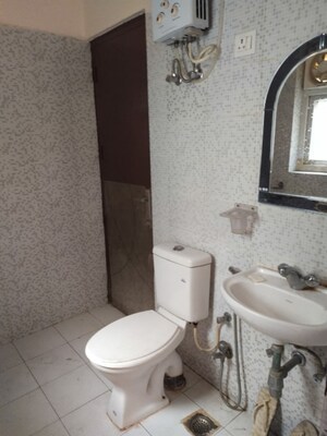 Bathroom in 3 BHK Builder Floor at BPTP Elite Floors, Sector 83 – for Sale