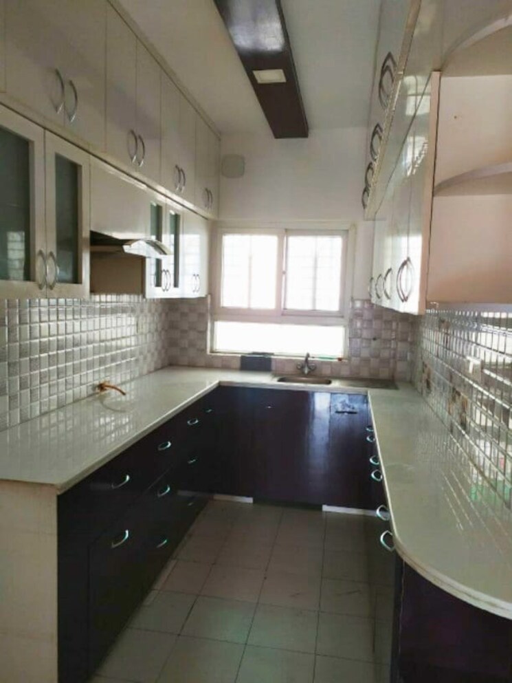 Kitchen, bptp-elite-floors 3 Bedroom 1900 Sq.Ft. Builder Floor In Sector 83 Faridabad 8812121