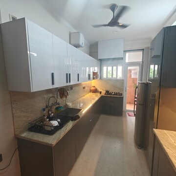 Kitchen in 3 BHK Builder Floor at DLF Alameda, Sector 73 – for Sale