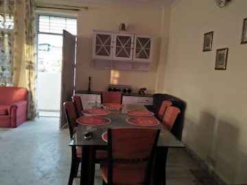 Living Room in 1 BHK Apartment at Panchsheel Park – for Rent