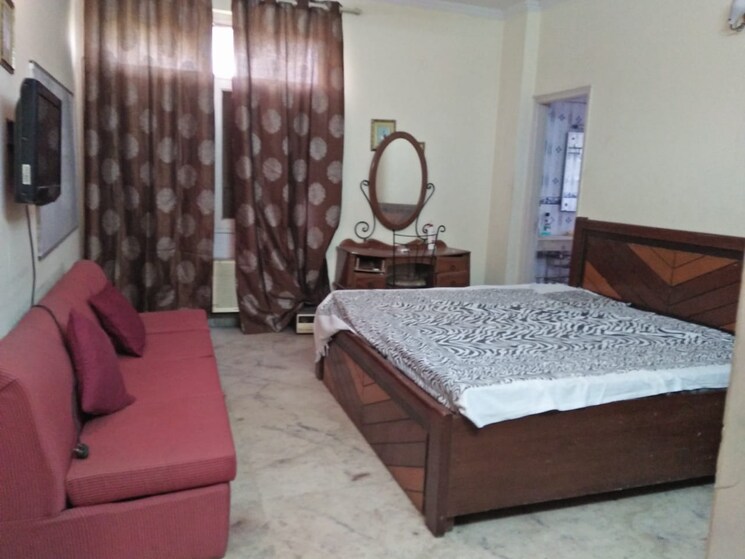 Bedroom, panchsheel park 1 Bedroom 650 Sq.Ft. Apartment In Panchsheel Park Delhi 8812140