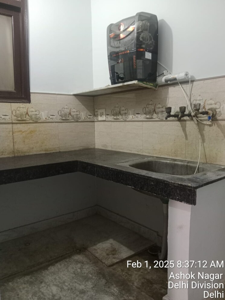 Kitchen, new ashok nagar 2 Bedroom 650 Sq.Ft. Builder Floor In New Ashok Nagar Delhi 8812192