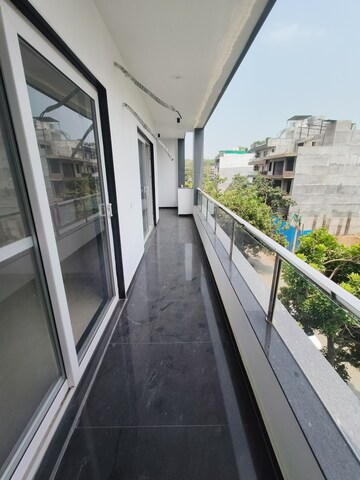 Balcony in 4 BHK Builder Floor at Sector 55 – for Sale