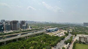 3 BHK Apartment For Sale in Paramount Floraville, Sector 137