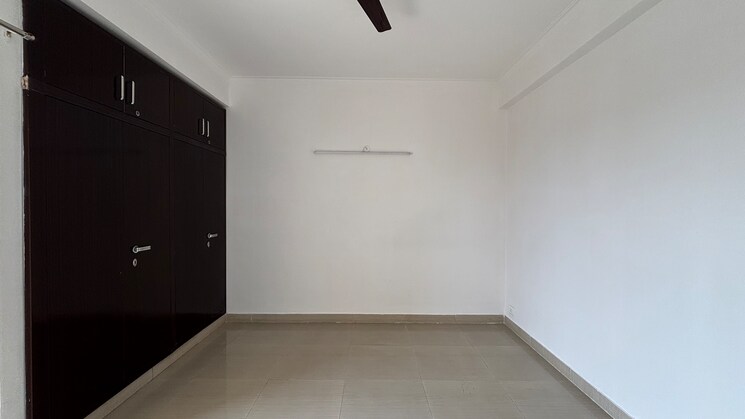 Room, paramount-floraville 3 Bedroom 1360 Sq.Ft. Apartment In Sector 137 Noida 8812235
