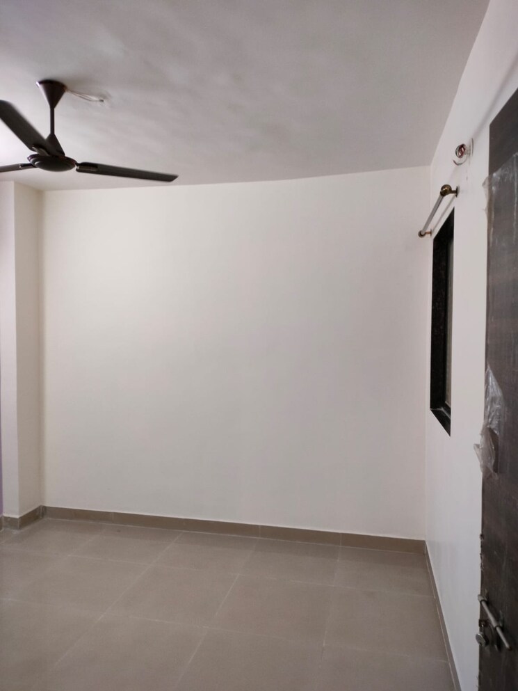 Room, anand-nagar-chs-panvel 1.5 Bedroom 500 Sq.Ft. Apartment In Old Panvel Navi Mumbai 8812337