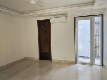 Room in 2 BHK Builder Floor at Jasola Vihar – for Rent