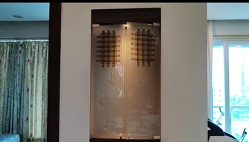 Room in 2 BHK Apartment at Orbit Eternia, Lower Parel – for Rent
