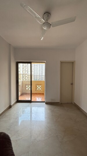 Room in 3 BHK Apartment at Eros Sampoornam, Sector 2 Greater Noida – for Sale