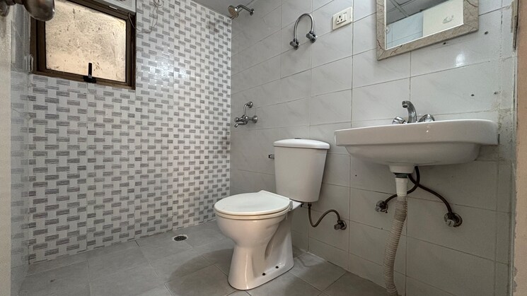 Bathroom, eros-sampoornam 3 Bedroom 1560 Sq.Ft. Apartment In Sector 2 Greater Noida Greater Noida 8812279