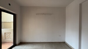 Room in 3 BHK Apartment at Eros Sampoornam, Sector 2 Greater Noida – for Sale