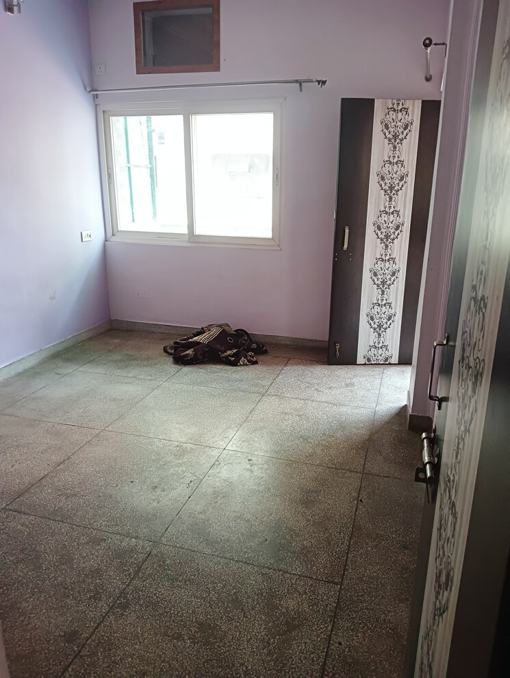 Room, arawali-apartments 1.5 Bedroom 600 Sq.Ft. Apartment In Sector 52 Noida 8812304