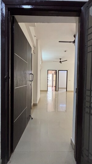 2.5 BHK Apartment For Sale in Galaxy North Avenue ll, Gaur City 2