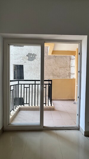 Room in 2.5 BHK Apartment at Galaxy North Avenue ll, Gaur City 2 – for Sale