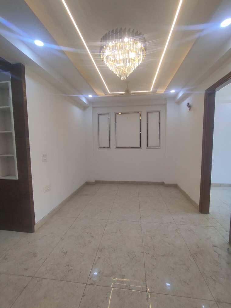 Living Room, sector 73 2 Bedroom 900 Sq.Ft. Builder Floor In Sector 73 Noida 8812432