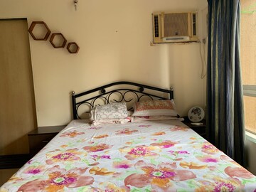 Bedroom in 2 BHK Apartment at Zinnia CHS, Powai – for Rent