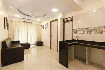 Team Area in 4 BHK Apartment at Ahuja Towers, Prabhadevi – for Rent