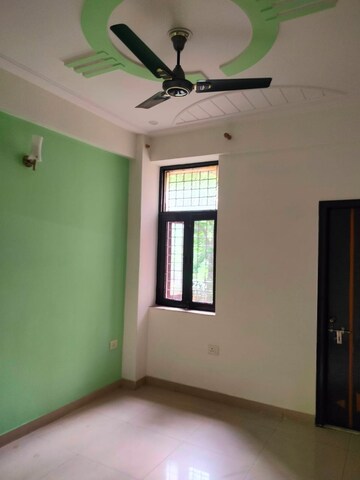 1 RK Builder Floor For Rent in Shyam Park Extension