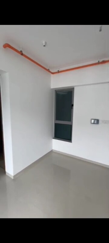 Room in 2 BHK Apartment at Kalpataru Immensa, Kolshet Road – for Rent
