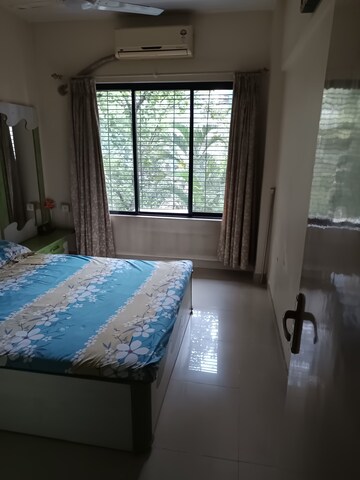 Bedroom in 2 BHK Apartment at Acme Complex 2A, Goregaon West – for Rent