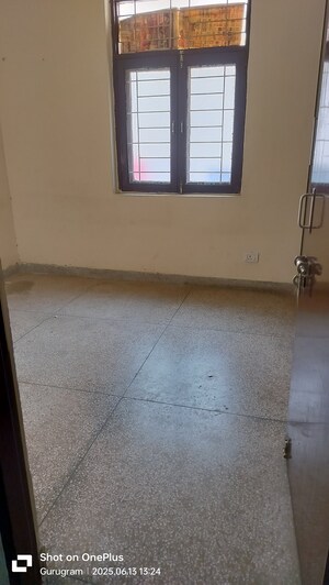 Room in 2 BHK Apartment at Aravali View Rail Vihar, Sector 56 – for Sale