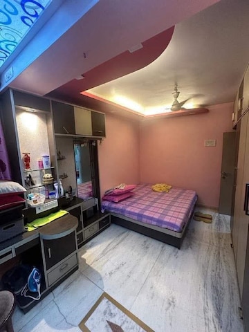 Bedroom in 1 BHK Apartment at Bandra West – for Rent