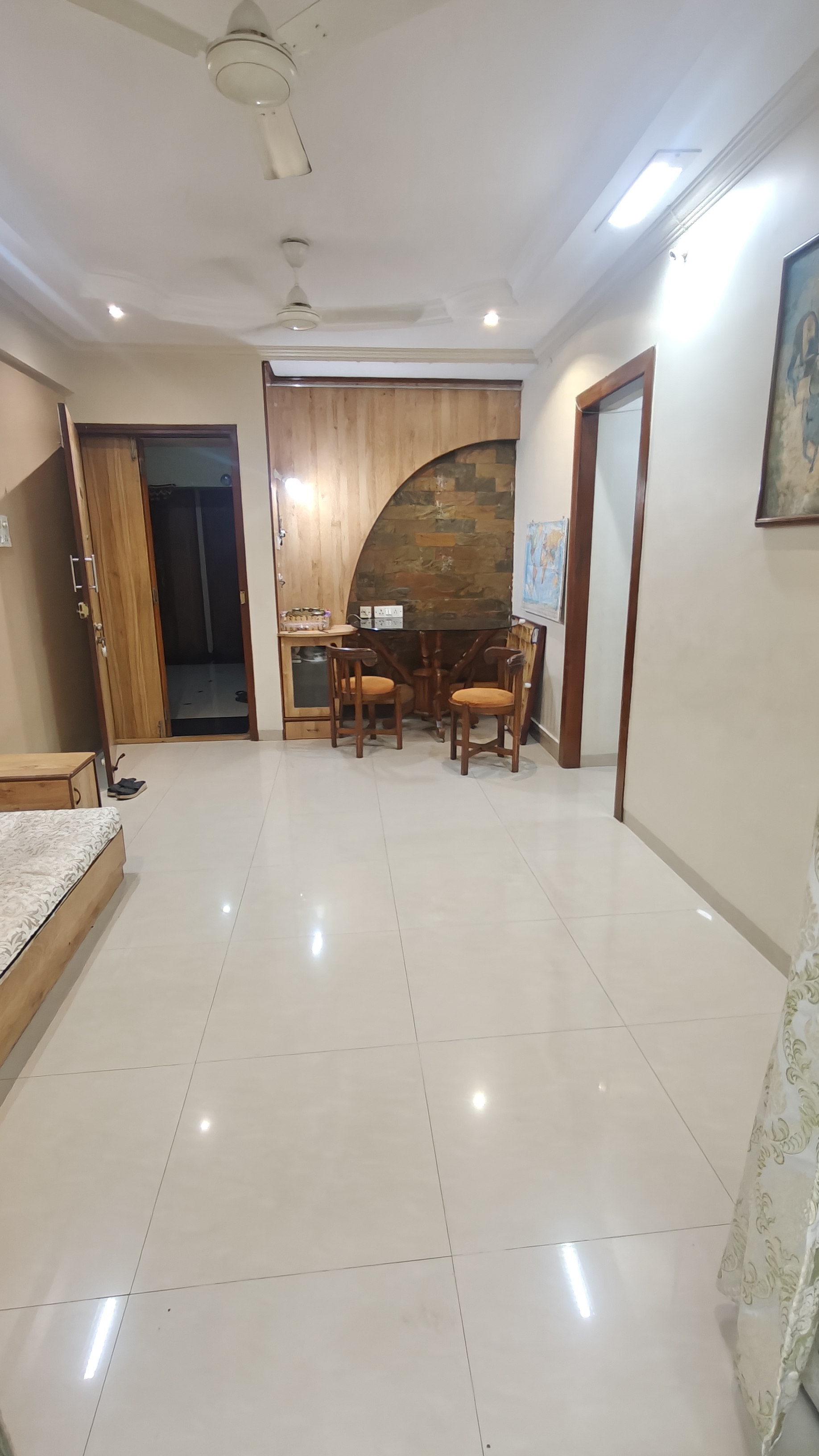 2 BHK Apartment For Rent in Raunak Unnathi Gardens