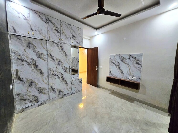 Room, ambala highway 3 Bedroom 1350 Sq.Ft. Apartment In Ambala Highway Zirakpur 8812647