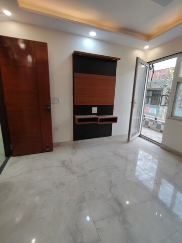 Room in 3 BHK Builder Floor at Burari – for Sale