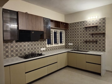 Kitchen in 4 BHK Apartment at Rmv 2nd Stage – for Rent