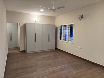 Room in 4 BHK Apartment at Rmv 2nd Stage – for Rent