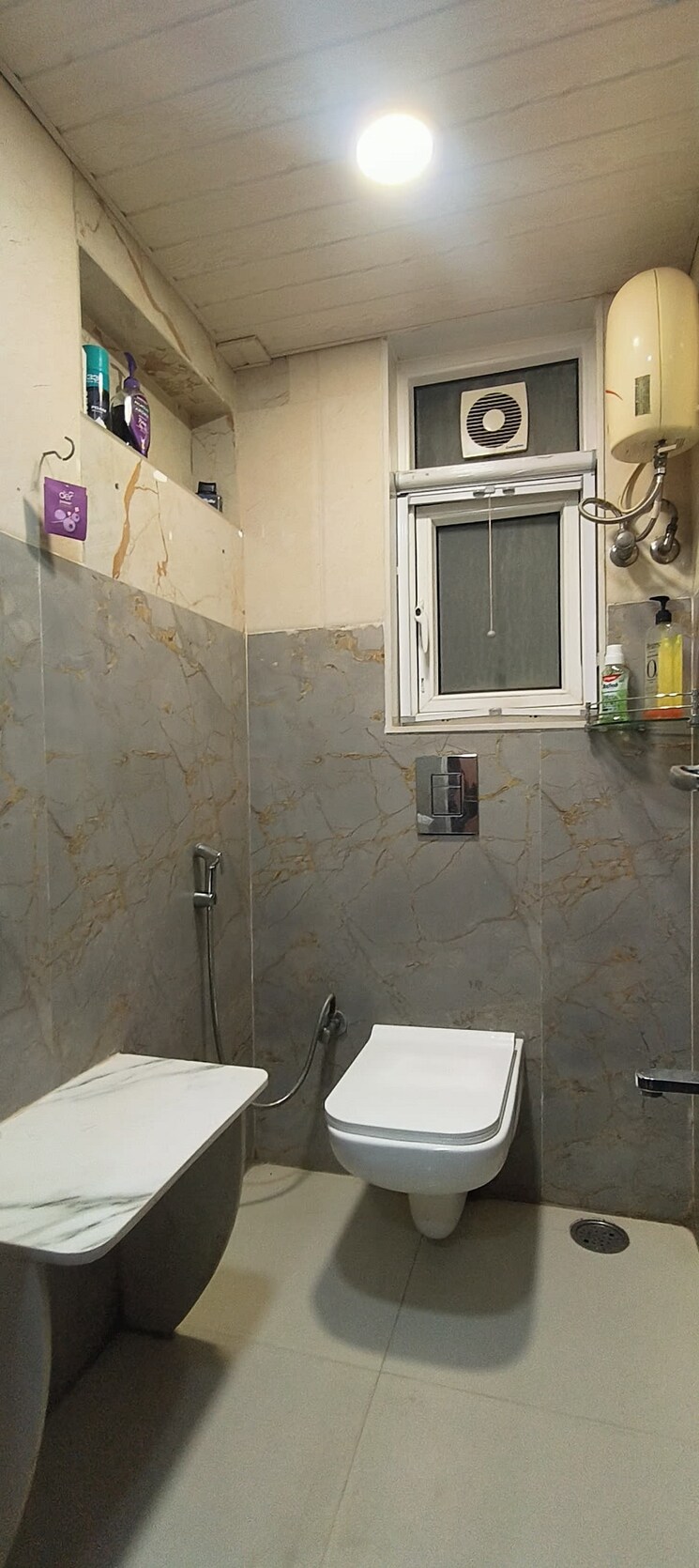 Bathroom, santacruz west 1 Bedroom 550 Sq.Ft. Apartment In Santacruz West Mumbai 8812679