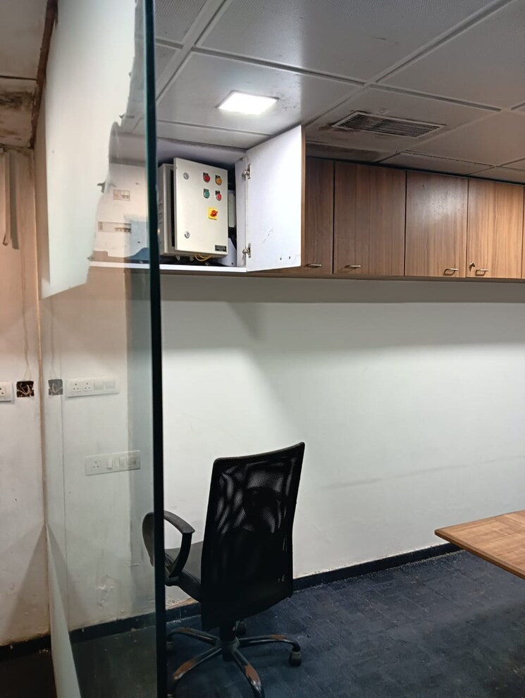 Kitchen, sola road Commercial Office Space 1700 Sq.Ft. In Sola Road Ahmedabad 8812660