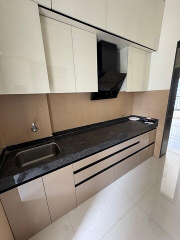 Furnished Amenities in 2 BHK Apartment at Runwal Sanctuary, Mulund West – for Rent