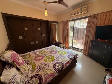 Bedroom in 2 BHK Apartment at Bandra West – for Rent