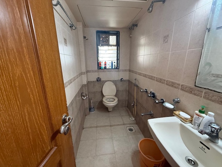 Bathroom, bandra west 2 Bedroom 750 Sq.Ft. Apartment In Bandra West Mumbai 8812734