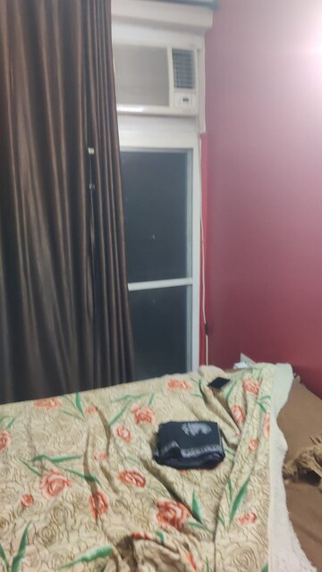 Bedroom in 3 BHK Apartment at Krishna Nagar – for Sale