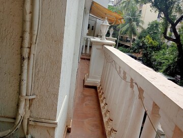Balcony in 3 BHK Apartment at Khar West – for Rent