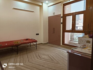 Bedroom in 3 BHK Builder Floor at Chattarpur – for Rent