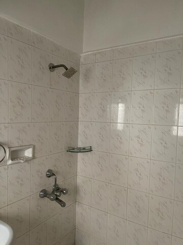 Bathroom in 3.5 BHK Apartment at Serenity Complex, Andheri West – for Rent